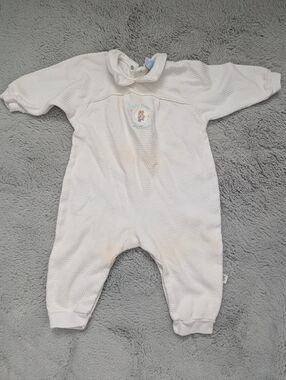 Vintage 90s Peter Rabbit & Friends Quilted One Piece Romper White | Large